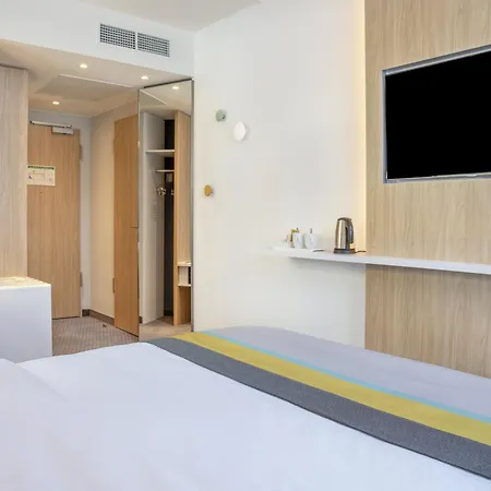 Express - Park By Ihg 3* كارلسروه