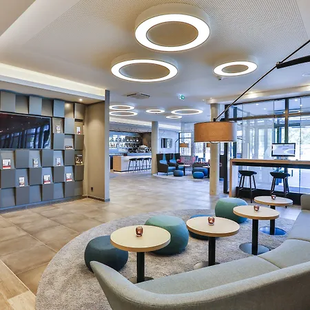 - 城市公园智选假日酒店 3* 卡尔斯鲁厄