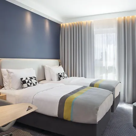 Express - Park By Ihg Hotell