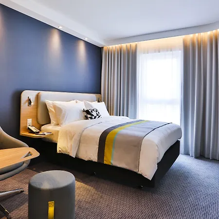 Express - Park By Ihg 3* كارلسروه