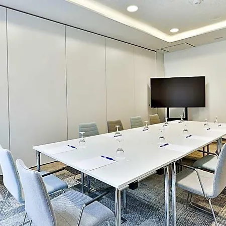 Hotell Express - Park By Ihg Karlsruhe