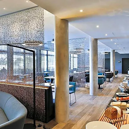 Express - Park By Ihg Hotell 3*