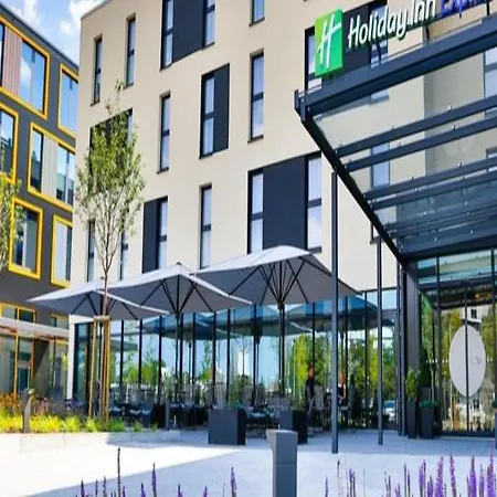 - 城市公园智选假日酒店 3* 卡尔斯鲁厄